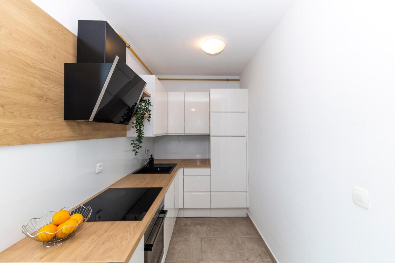 Lusea Apartment Zadar Exterior photo